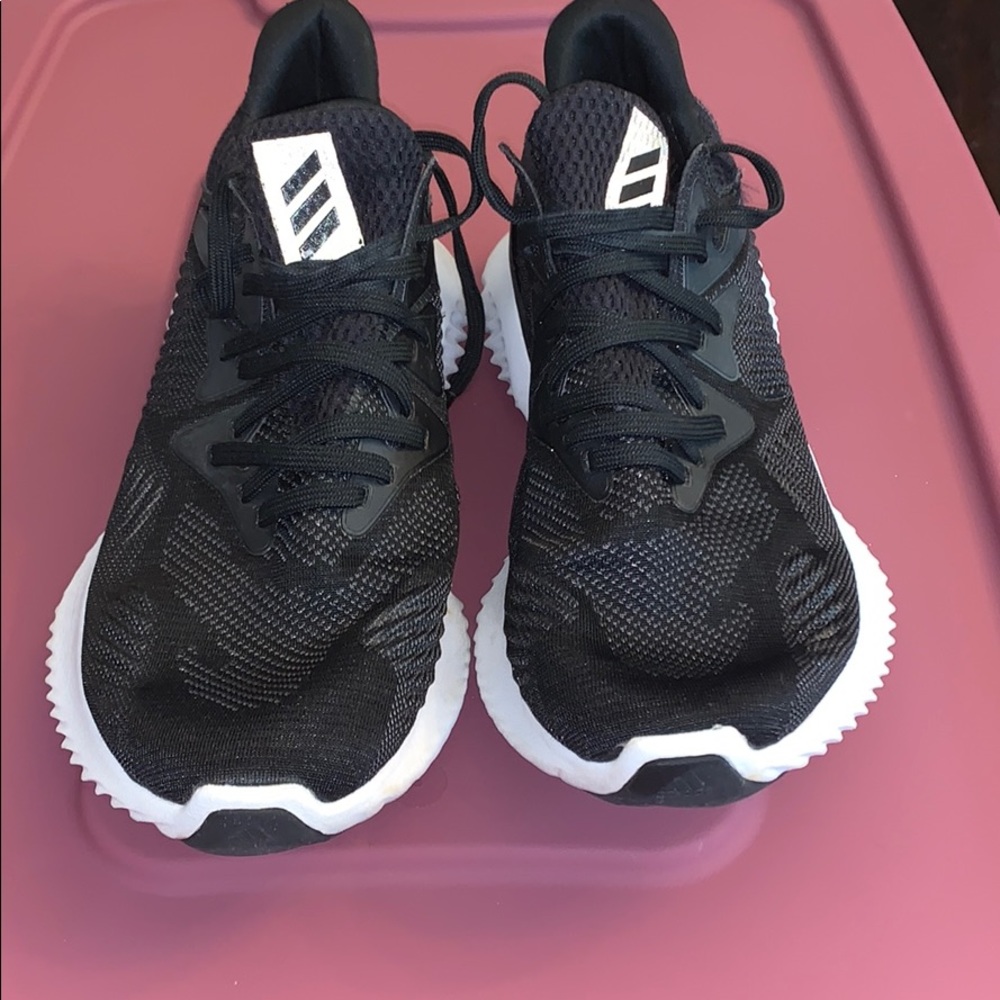 Mens size 7 adidas bounce shoe